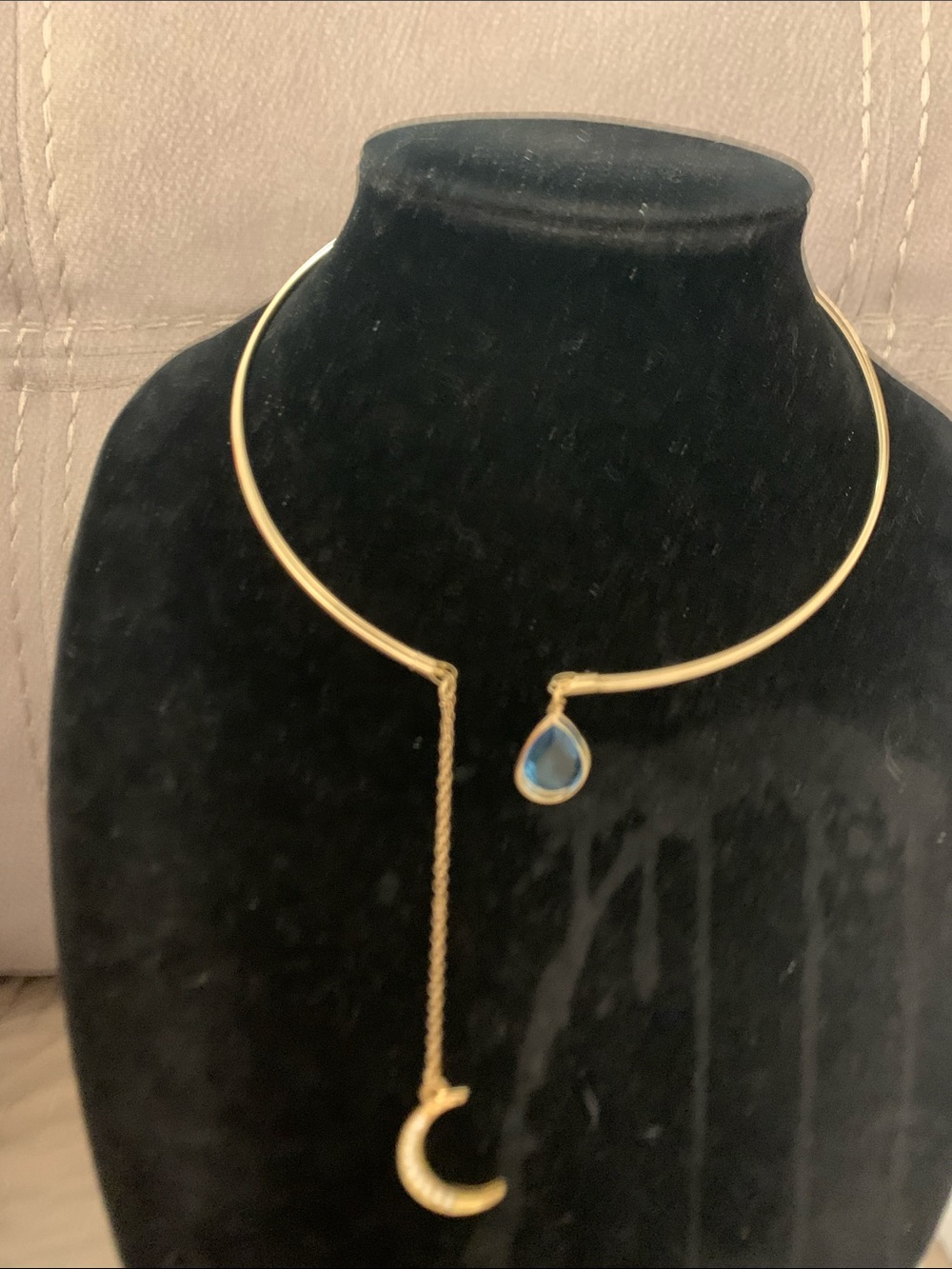 Crystal Open Moon pendant Choker Necklace